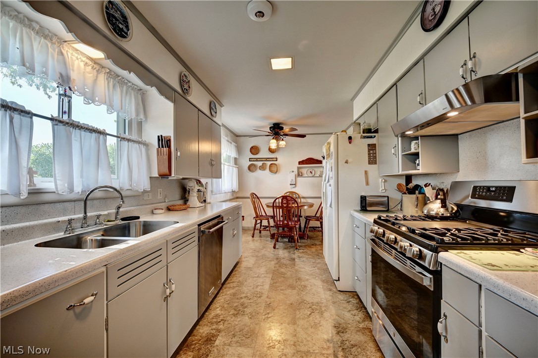 1017 Kaderly Street NW New Philadelphia OH 44663