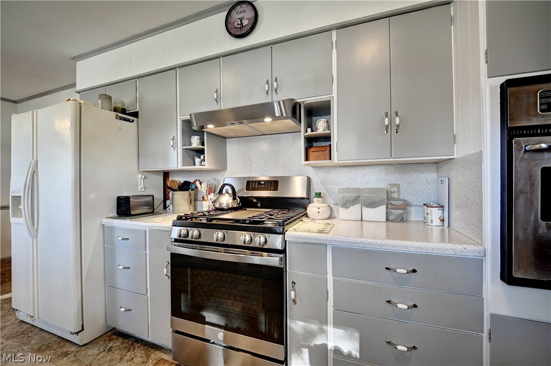 1017 Kaderly Street NW New Philadelphia OH 44663