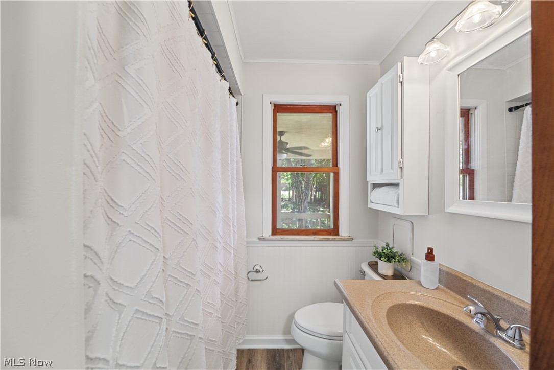 7427 Woodhaven Avenue Brooklyn OH 44144