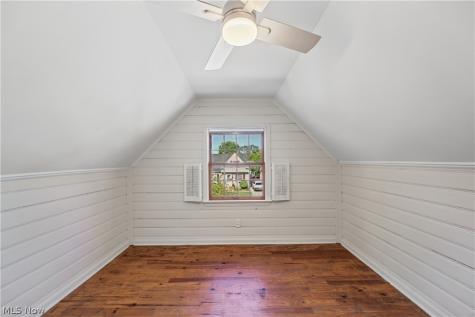 7427 Woodhaven Avenue Brooklyn OH 44144