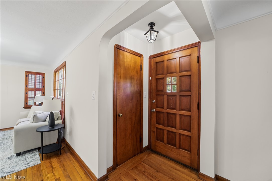 7427 Woodhaven Avenue Brooklyn OH 44144