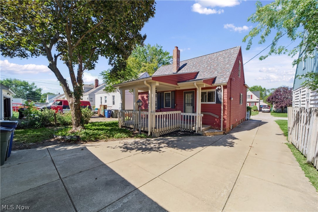 7427 Woodhaven Avenue Brooklyn OH 44144