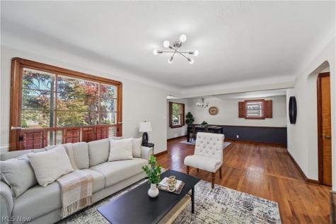 7427 Woodhaven Avenue Brooklyn OH 44144