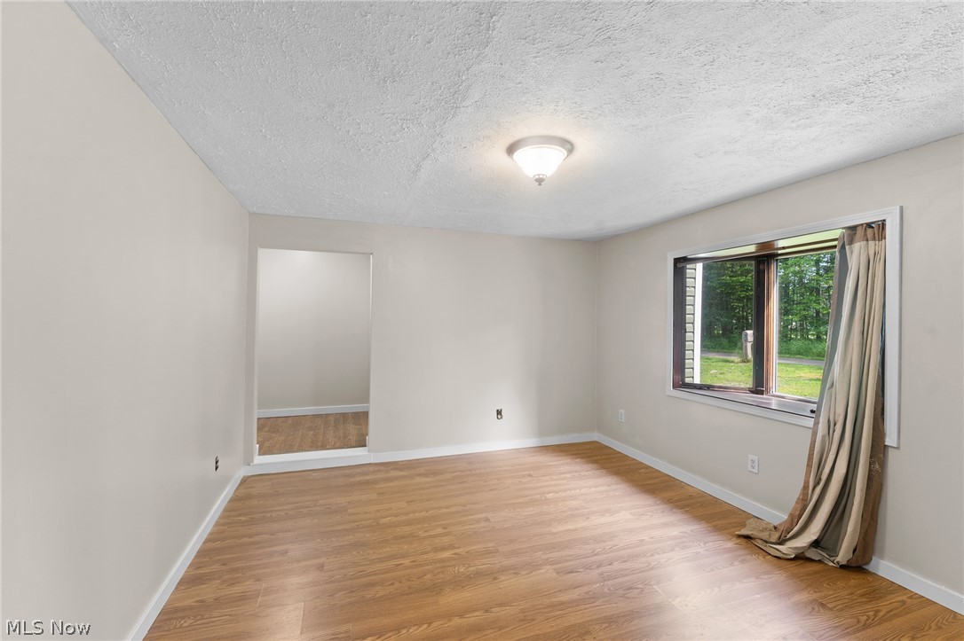 17632 Laurel Avenue Lake Milton OH 44429