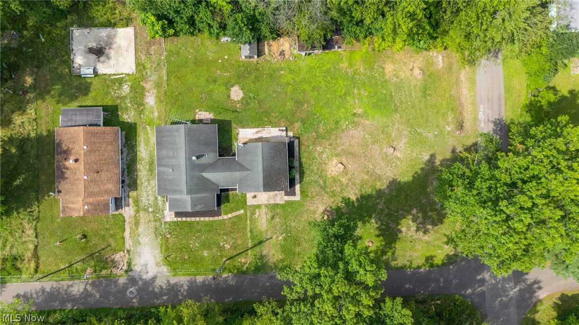 17632 Laurel Avenue Lake Milton OH 44429