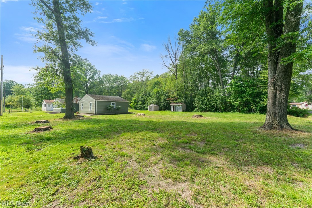 17632 Laurel Avenue Lake Milton OH 44429