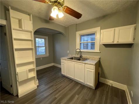 866 S Hawkins Avenue Akron OH 44320