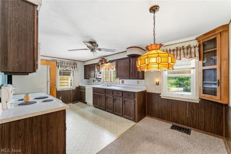 1108 Stuart Street NW Massillon OH 44646