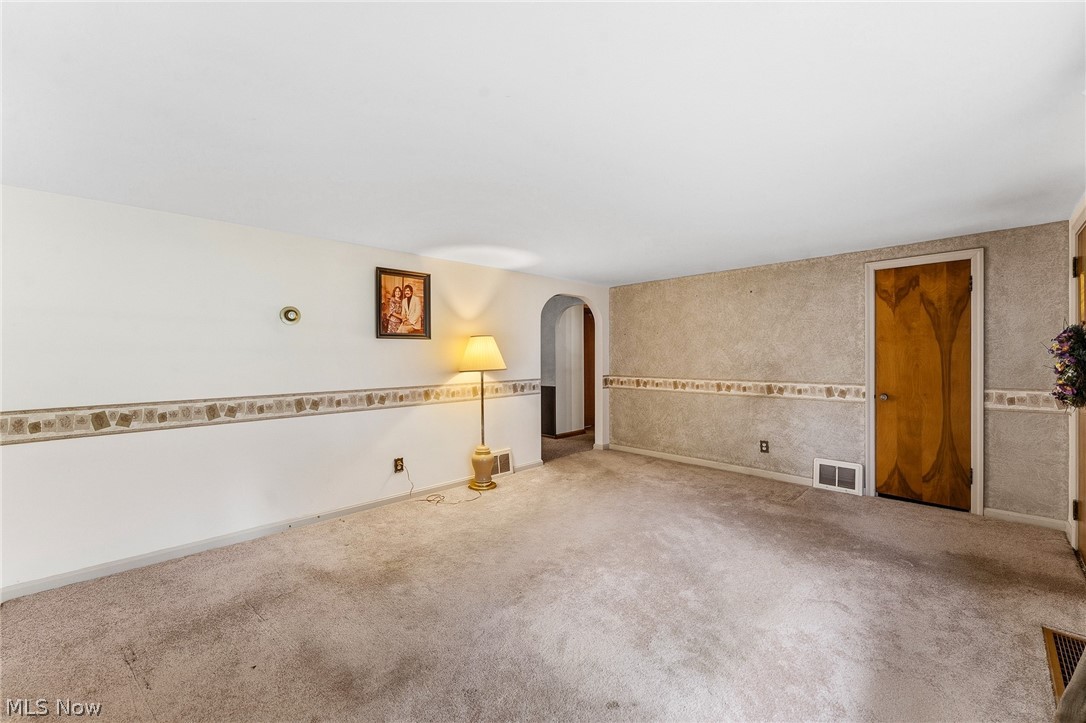 1108 Stuart Street NW Massillon OH 44646
