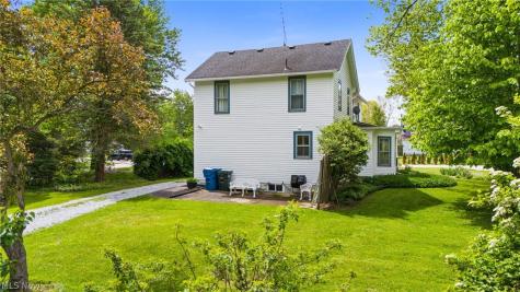 36602 Kinzel Road Avon OH 44011
