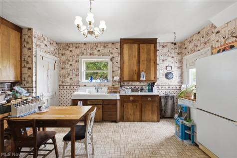 36602 Kinzel Road Avon OH 44011
