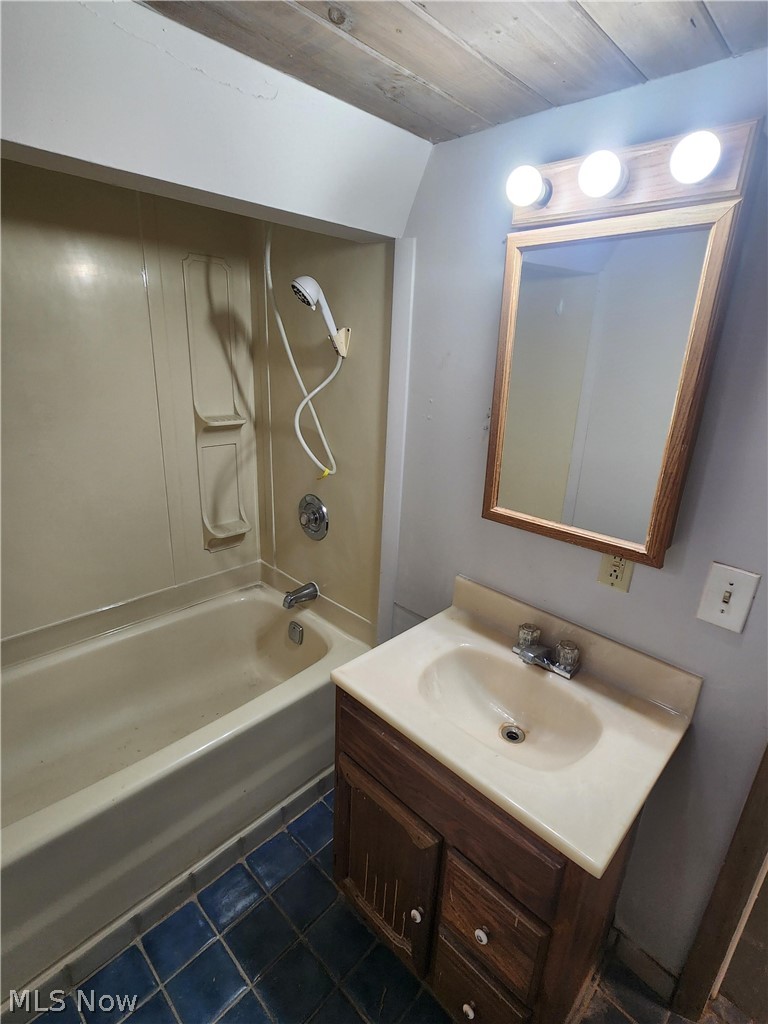 773 Kenilworth Avenue SE Warren OH 44484