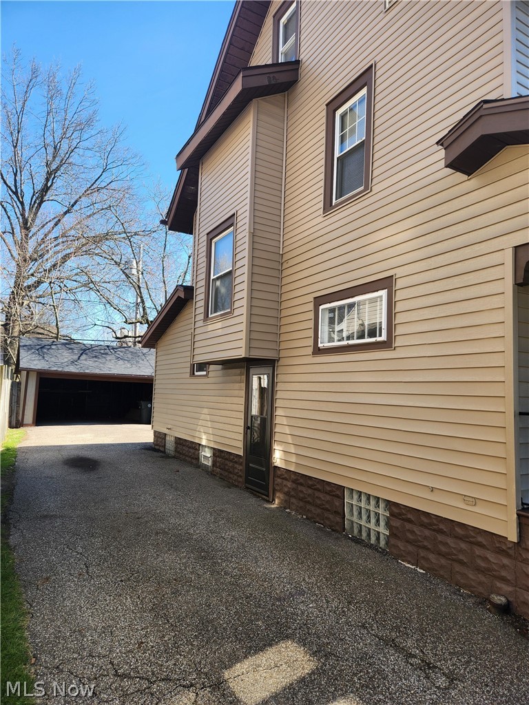 773 Kenilworth Avenue SE Warren OH 44484