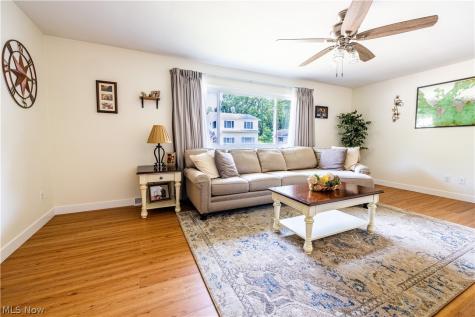 3130 Charles Street Cuyahoga Falls OH 44221