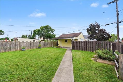 3211 North Avenue Parma OH 44134