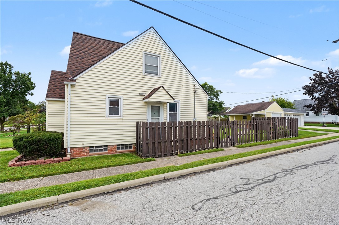 3211 North Avenue Parma OH 44134