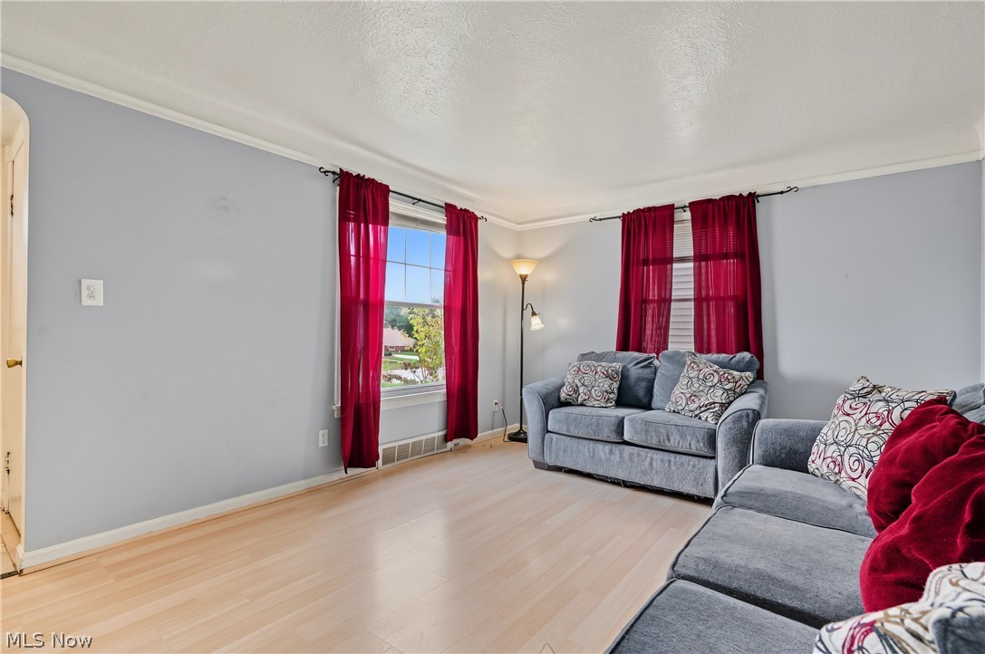 3211 North Avenue Parma OH 44134