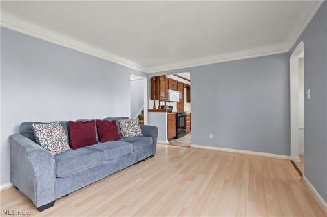 3211 North Avenue Parma OH 44134