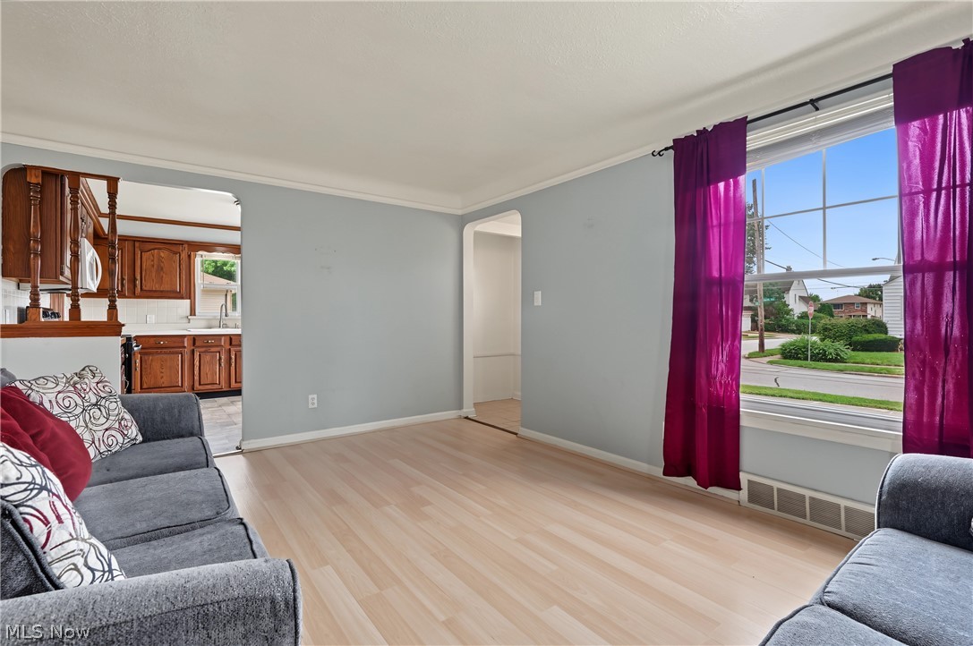 3211 North Avenue Parma OH 44134
