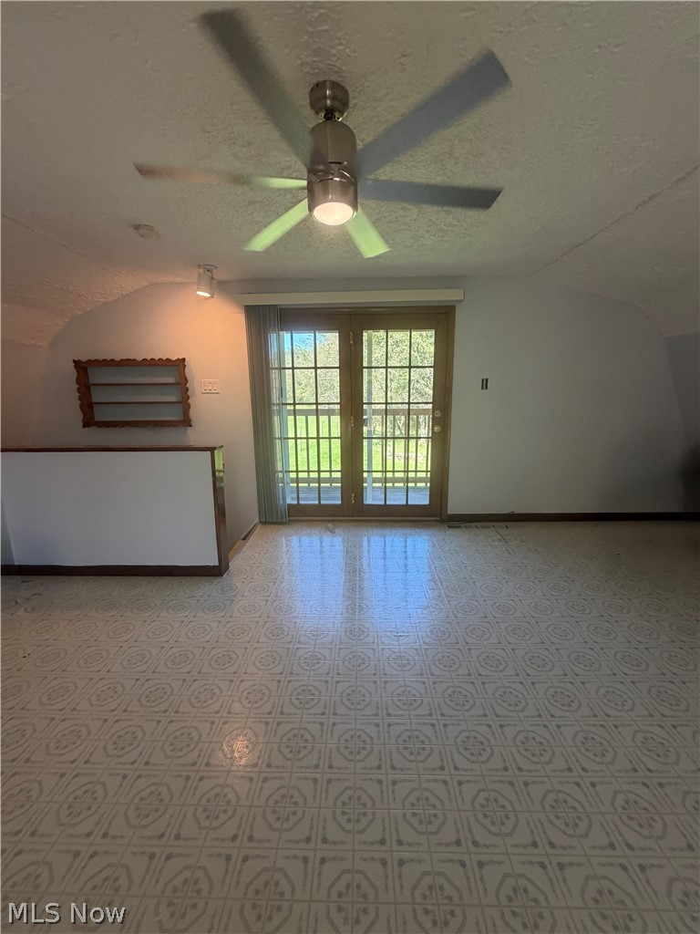 34030 Township Road 68 Frazeysburg OH 43822