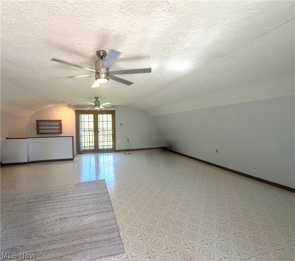 34030 Township Road 68 Frazeysburg OH 43822