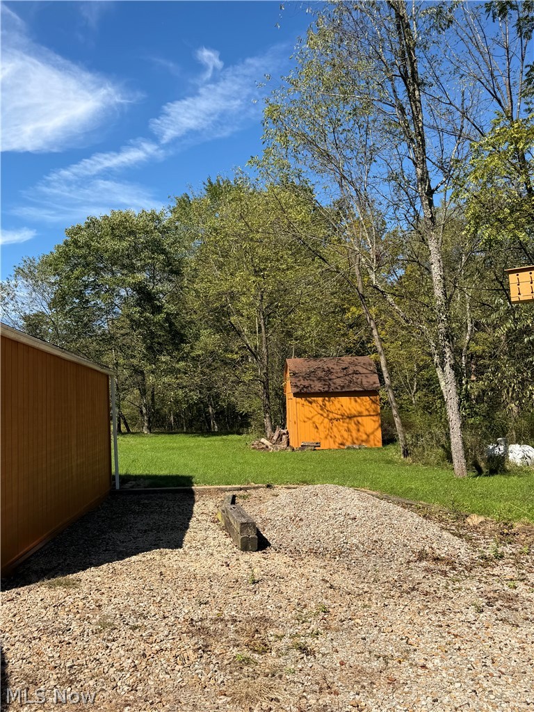 34030 Township Road 68 Frazeysburg OH 43822