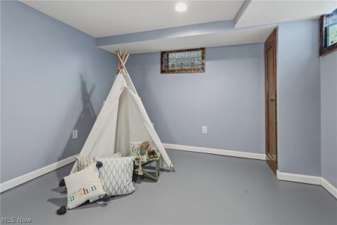 2130 8th Street NE Canton OH 44704