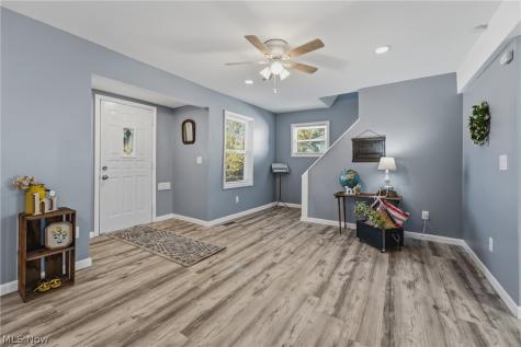 2130 8th Street NE Canton OH 44704