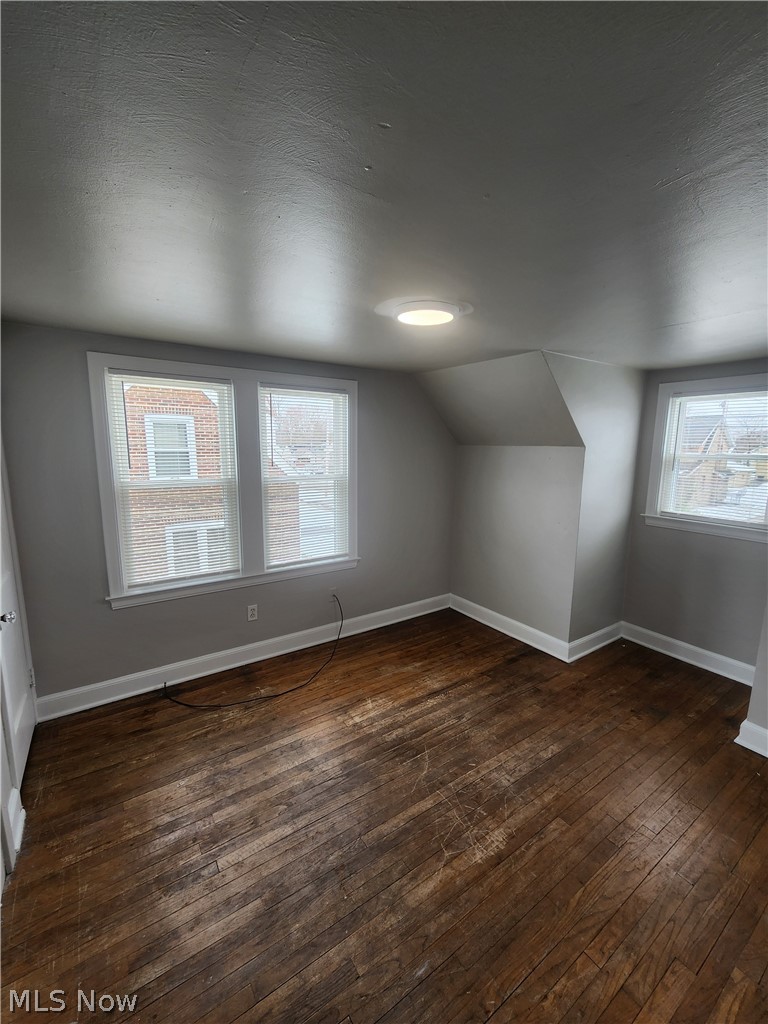845 Willard Avenue SE Warren OH 44484