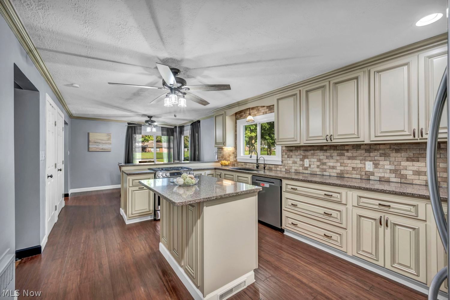 3700 Mountview Avenue Alliance OH 44601
