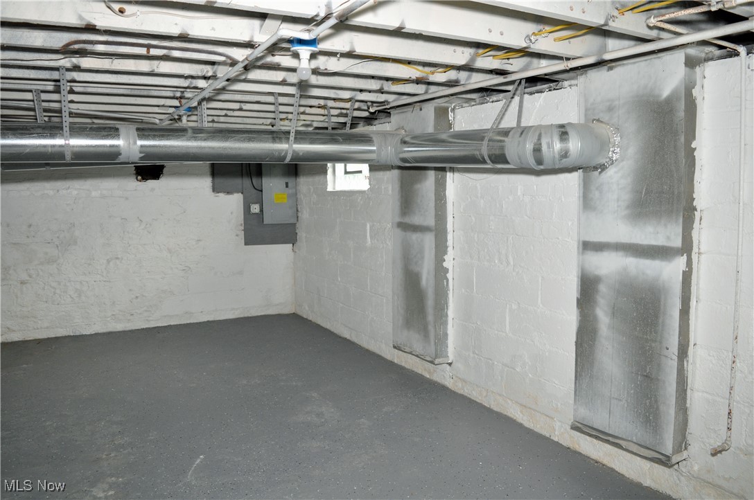 504 E 124th Street Cleveland OH 44108