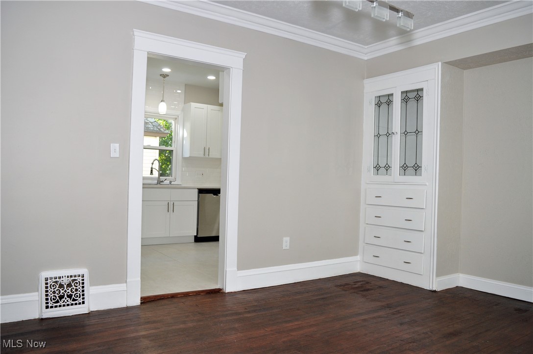 504 E 124th Street Cleveland OH 44108