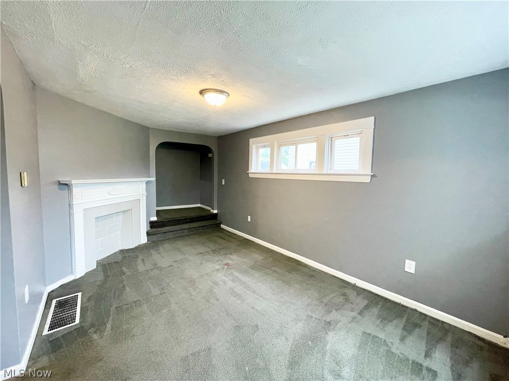 976 Rondel Road Cleveland OH 44110