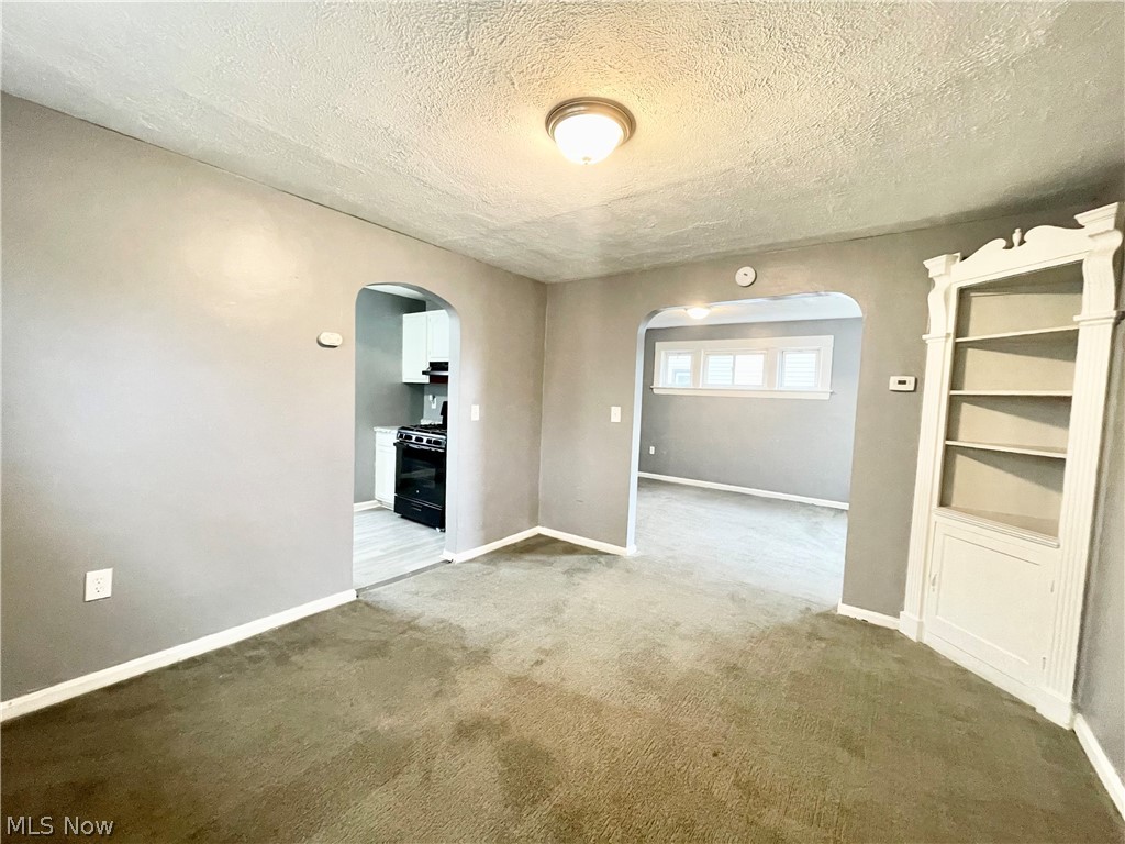 976 Rondel Road Cleveland OH 44110