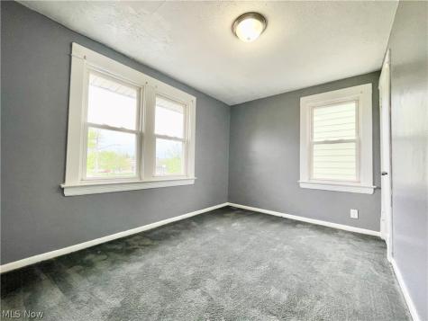 976 Rondel Road Cleveland OH 44110
