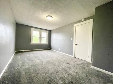 976 Rondel Road Cleveland OH 44110