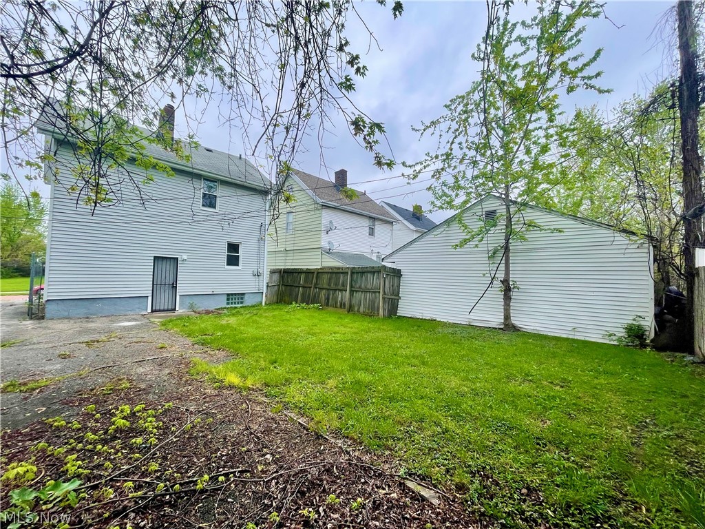 976 Rondel Road Cleveland OH 44110