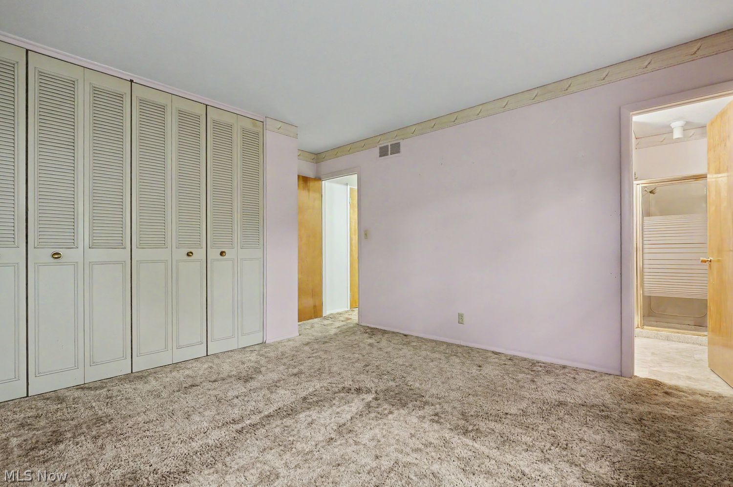 582 Eric Drive Tallmadge OH 44278