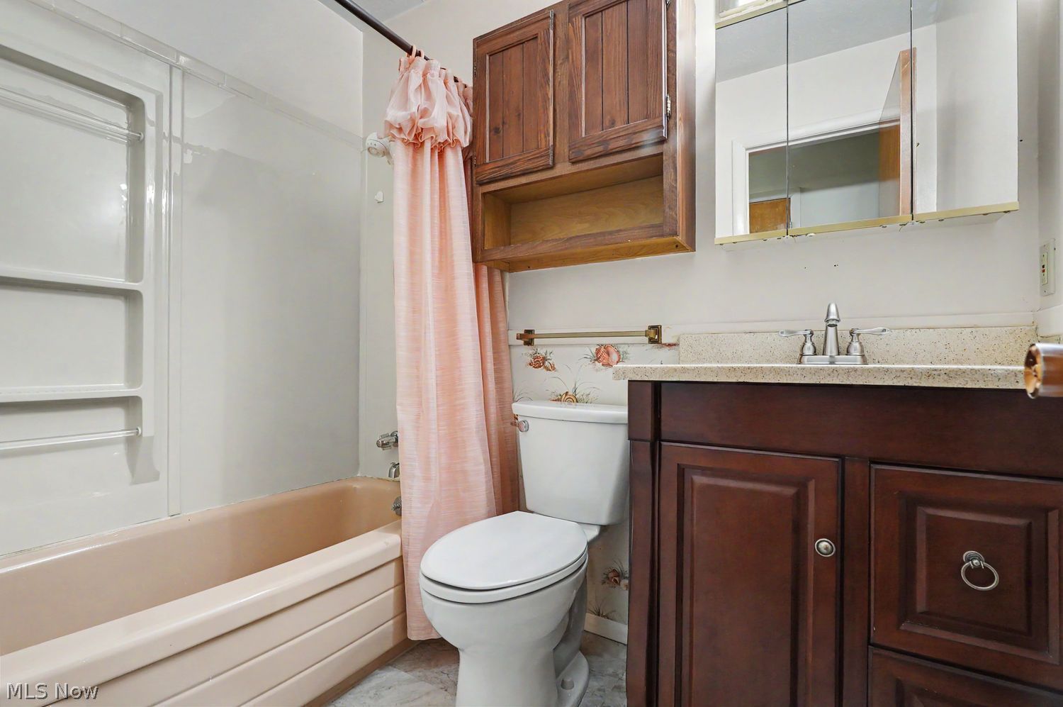 582 Eric Drive Tallmadge OH 44278