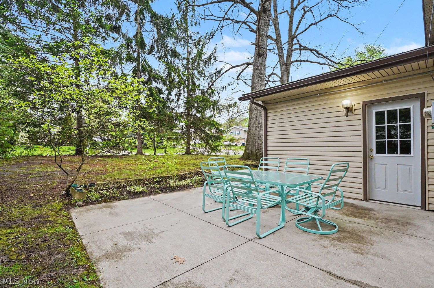 582 Eric Drive Tallmadge OH 44278