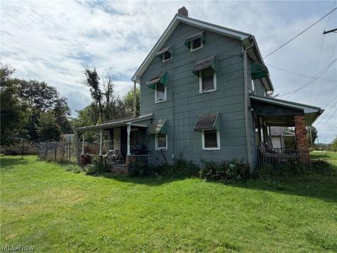 1590 Berger Street S East Canton OH 44730