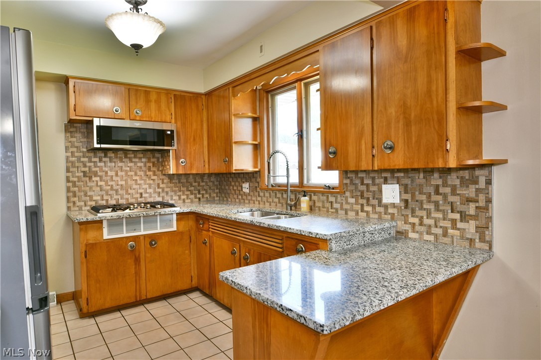 459 Peters Drive Campbell OH 44405