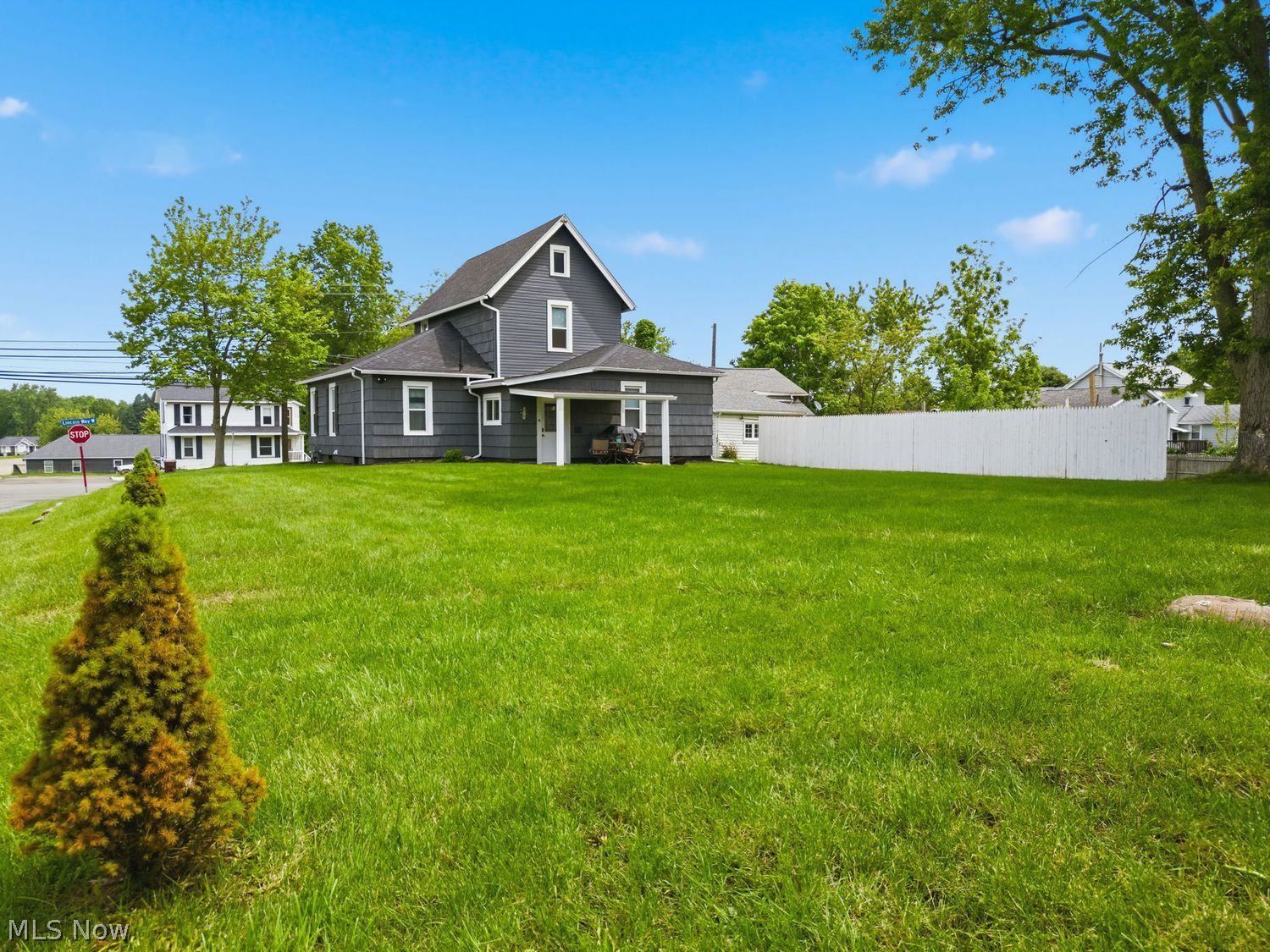 2873 Lincoln Way W Massillon OH 44647