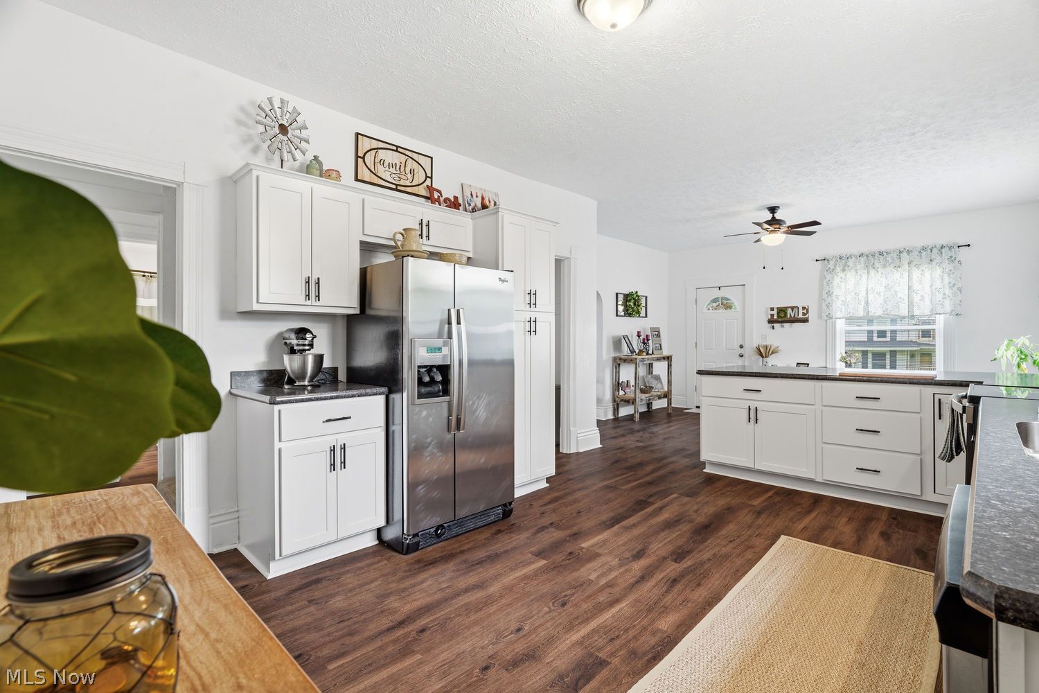2873 Lincoln Way W Massillon OH 44647