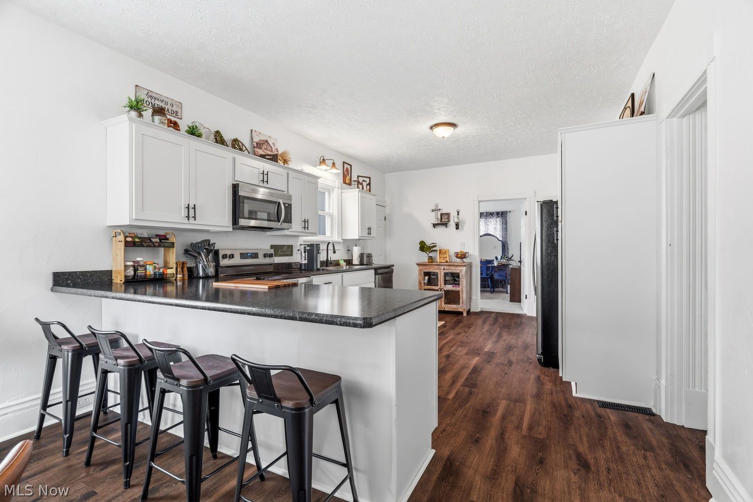 2873 Lincoln Way W Massillon OH 44647