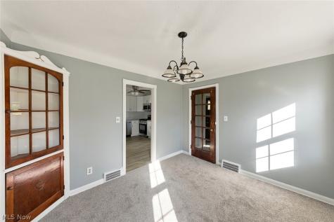 17422 Puritas Avenue Cleveland OH 44135