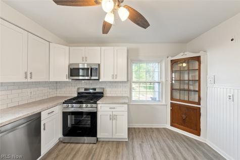 17422 Puritas Avenue Cleveland OH 44135