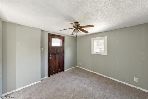 17422 Puritas Avenue Cleveland OH 44135
