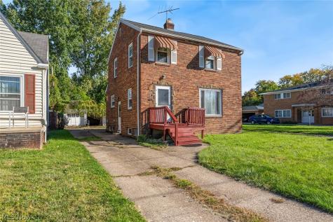 17422 Puritas Avenue Cleveland OH 44135