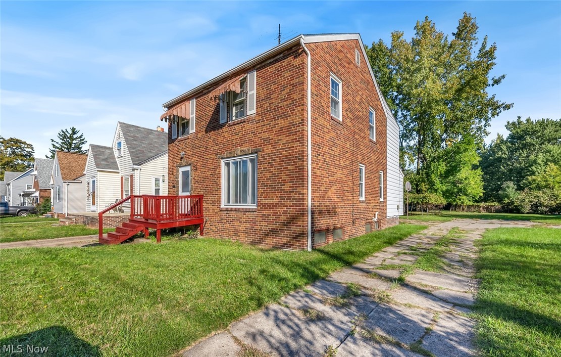 17422 Puritas Avenue Cleveland OH 44135